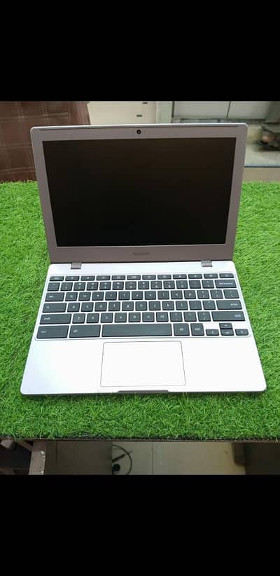 Samsung series 4 2020 | 4GB Ddr4| 32GB SSD | play store| C type