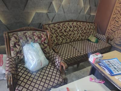 1  three seater sofa 4 single seat sofa