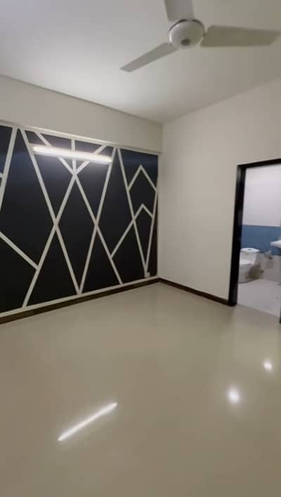 Gurond Floor 3 Bed Room Apartments For Rent in Askari 11