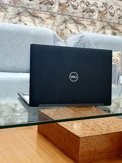 Dell Laptop/Core i5/Generation 8 / 8 128