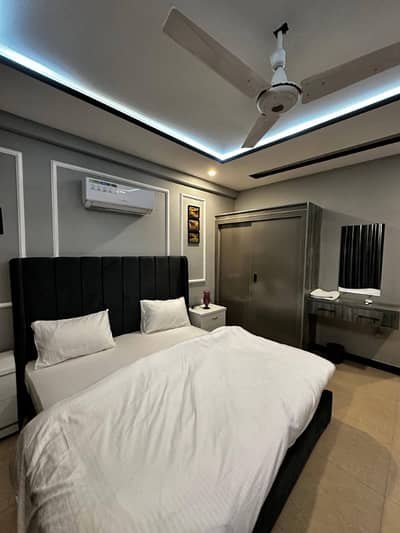 One bed apartment per day available Gulbarga green Islamabad