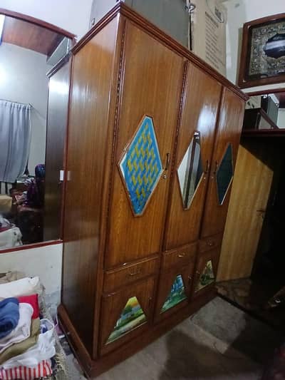 almari new condition