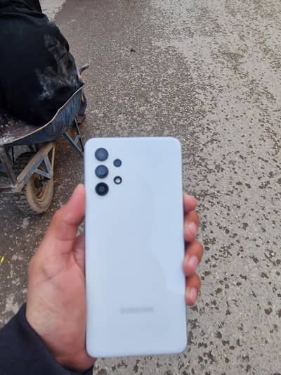 samsung A32.