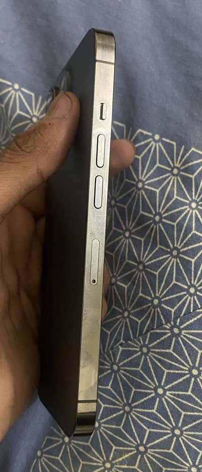 13 PRO NON PTA UNLOCKED