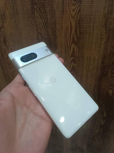 Google pixel 7 128gb 10/10 waterpack Exchange possible