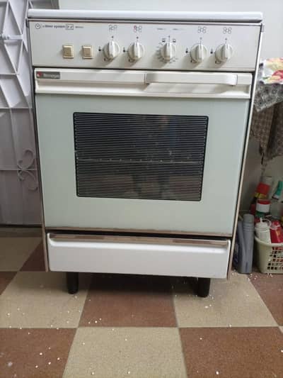 Oven With 5 stoves