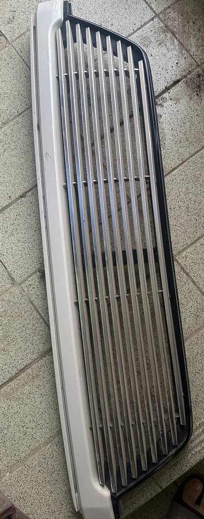 Surf 2004 front grill steel peral white