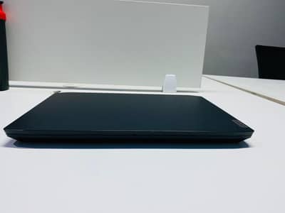 Lenovo IdeaPad Gaming 3 15IMH05