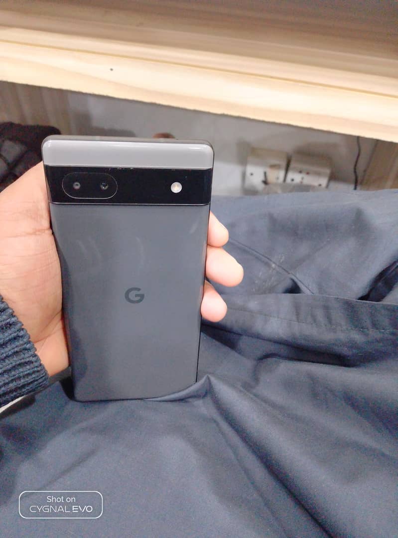 Google pixel 6a 4