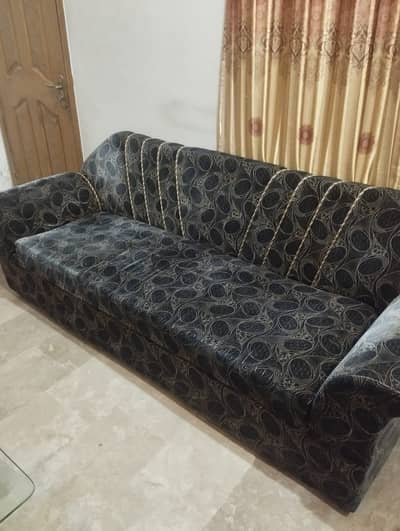 123 Seater Sofa in Good Condition