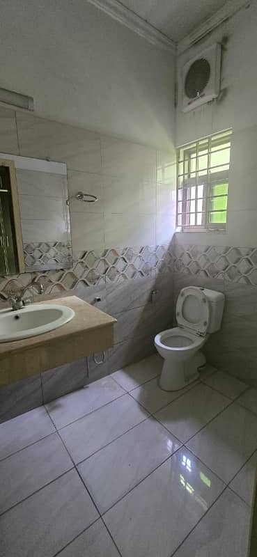 8 Marla Upper Portion Available. For Rent In G-15 Islamabad.