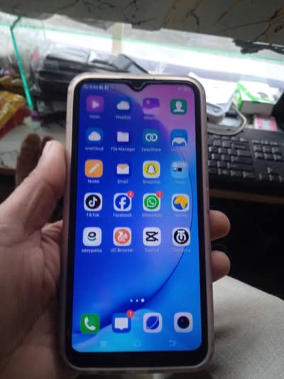 Vivo y 17 far sel 8_256