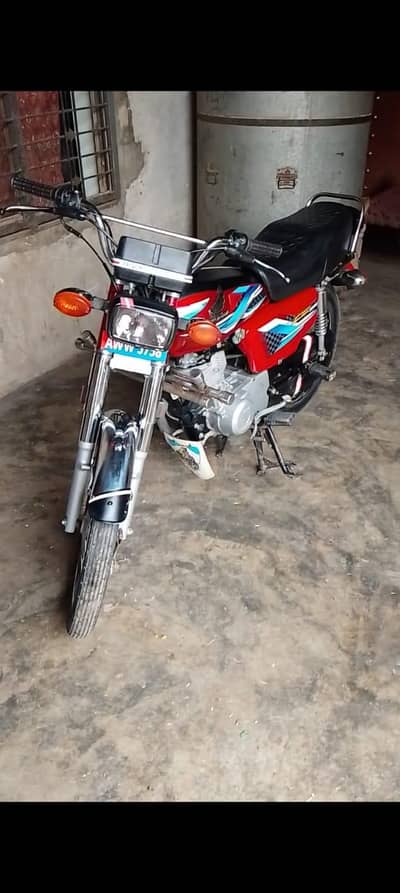 Arjant seel new lush condition03435749431 WhatsApp