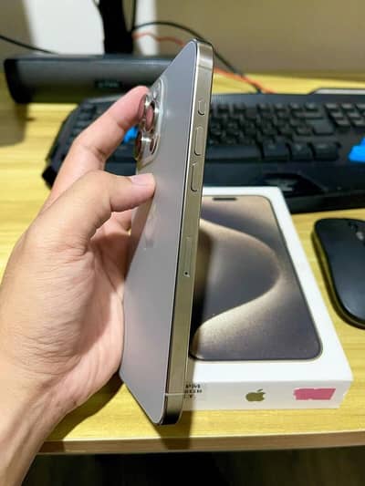 iPhone 15 Pro Max Smooth Usage Neat Condition