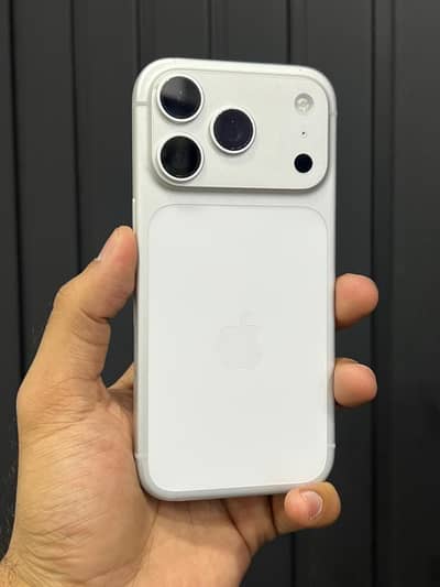 Iphone 17 pro silver non pta fu with box             11 12 13 14 15 16