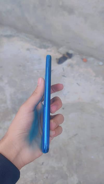 Samsung A30 4GB ram 128 GB