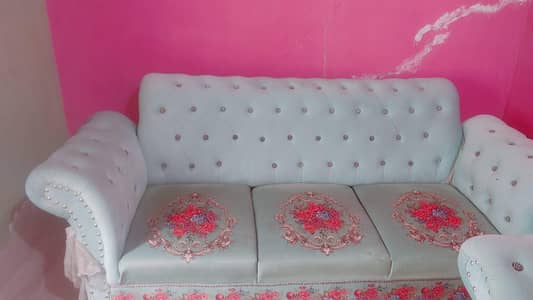 Royal Tufted Embroidered 5(3+1+1) Seater Sofa