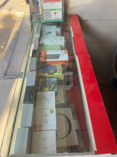 Mobile assecories counter for sale