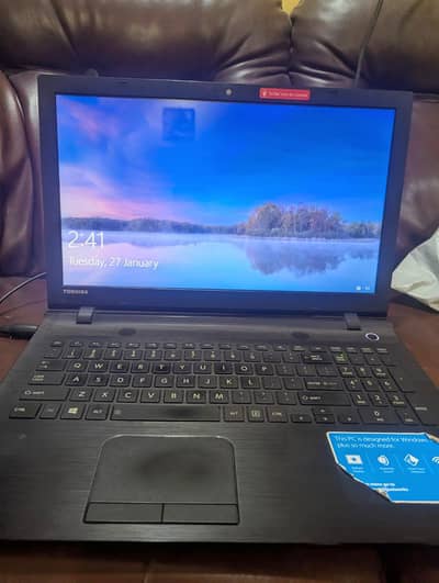 Toshiba Satellite C-55 Laptop, 4th Gen. Core i3, RAM 8gb, HDD 500/128g