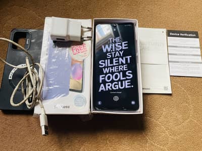 Samsung galaxy a32 6/128 with completed box charger