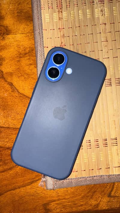 Apple iPhone 16 JV 128GB – Open Box – 100% Battery Health -like new