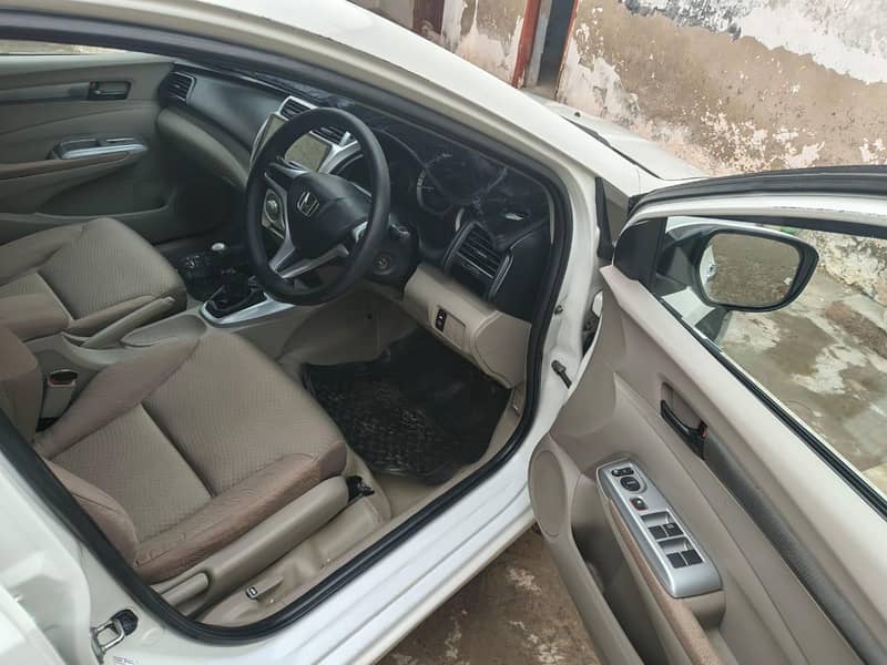 ٹوٹل جیونن ہے اندر باہر سے 8