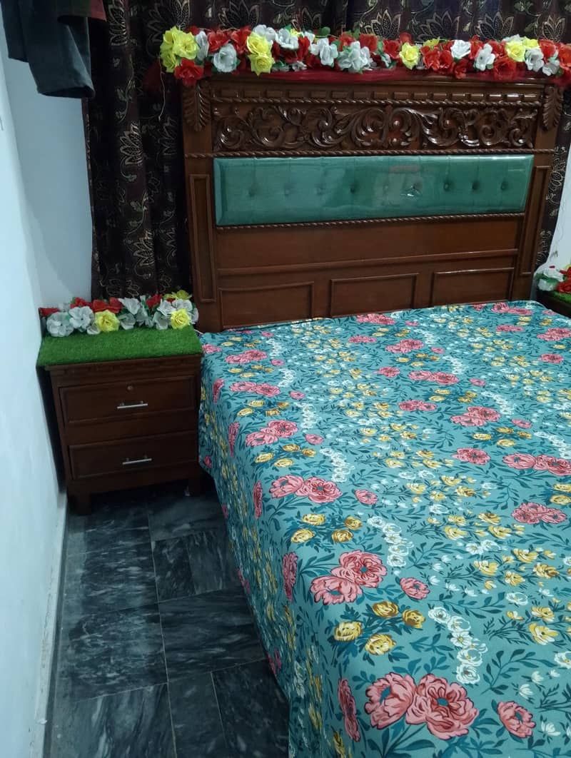 Bed set with Dressing Table 13