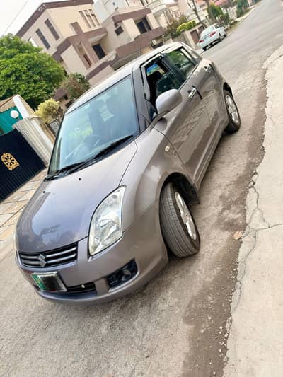 Suzuki Swift DLX ABS brakes 1st owner car