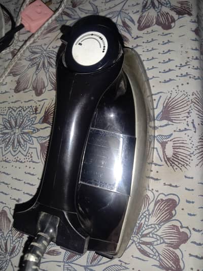 Dawlance iron for sale