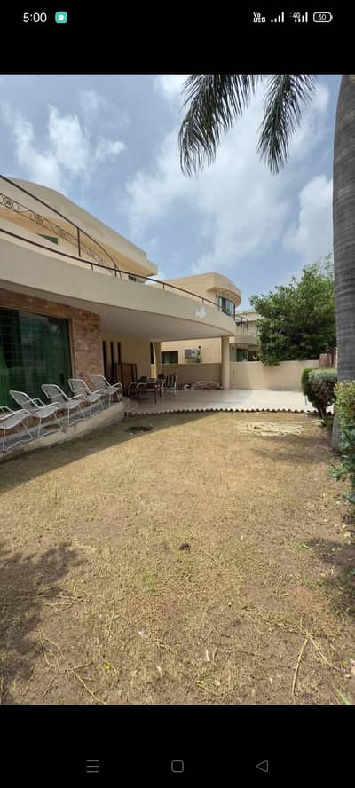 2 kanal double story big halls  factory nol mor kashmir road