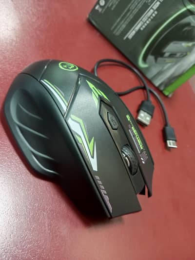 Wireless mouse Bluetooth+USB dongle inbuilt battery