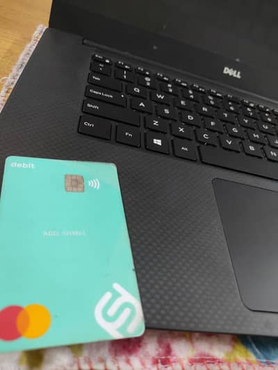 Dell Precision 5520 i5 7th HQ with 4 GB Nvidia 8/256