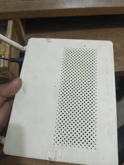 Huawei HG8546M XPon Router For Sale Only Serious Buyers