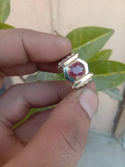 100% Natutal Kabuli Ruby stOne with Certificate in Pure Silver Ring. .