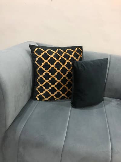 3+2 seat sofa good condition