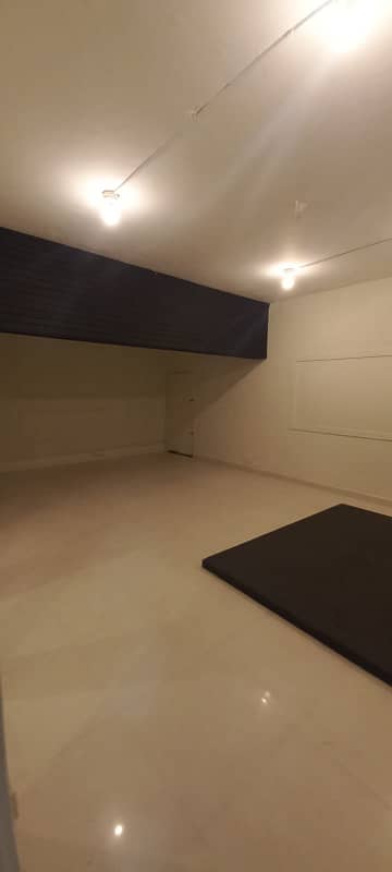 Near TIPU SULTAN, Main Shaheed E Millat Road 1000 Sq Yards Best For Restaurants Commercial