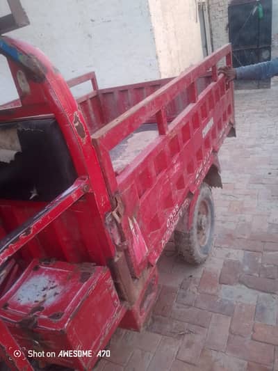 tanki sath ha leak ha tnki thori si bki ok ha rabta number 03012272895