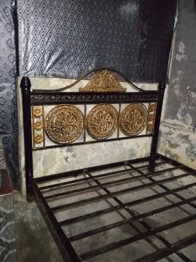 urgent sell iron bed