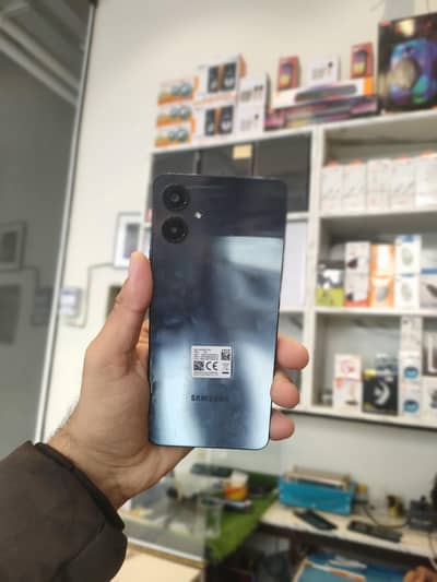 Samsung a06 4gb 64gb 10 months wranty remain 10/10 condition with box