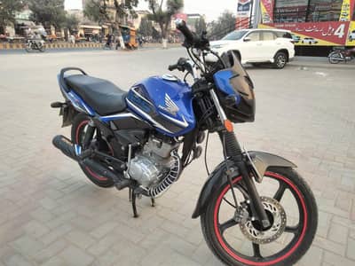 Honda CB 125 f new condition