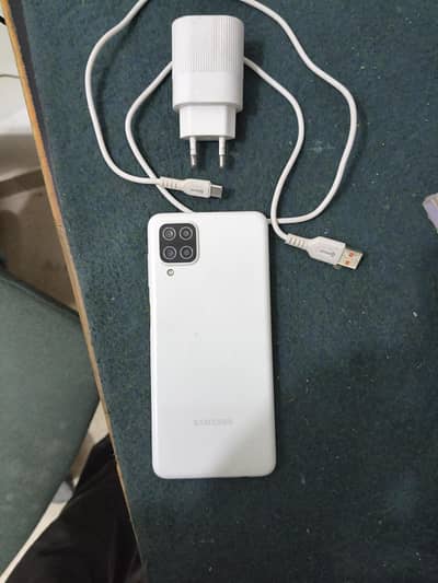 Samsung A12