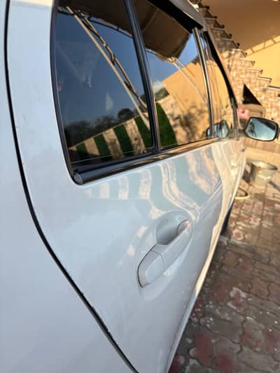 Vitz 2006 import 2009 2 piece touch rest jenuin