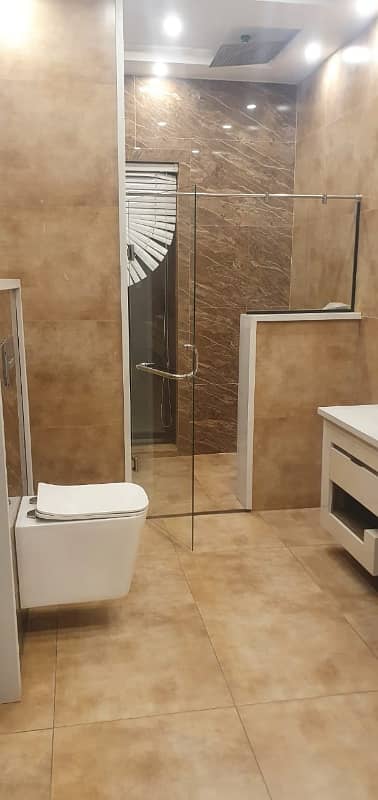 One Kanal House Available For Sale In Valancia Town Lahore