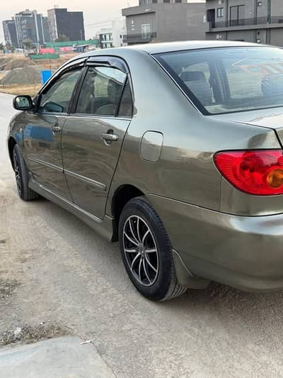 automatic  Se Saloon excellent family car