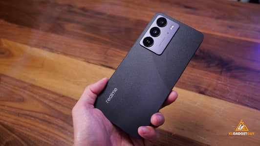 Realme C75 (8 ram, 256 storage)