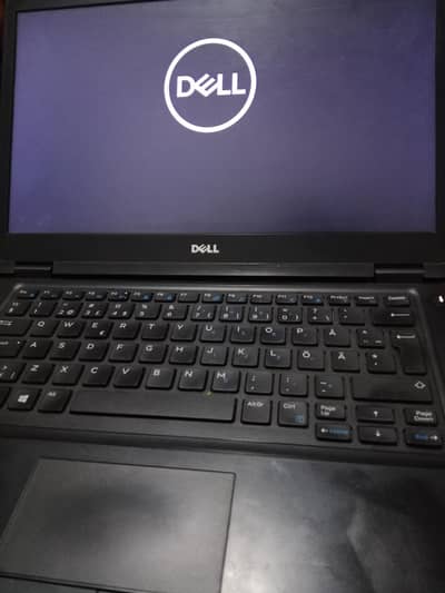 Latitude 5480 i5/7th gen 8/256 SSD