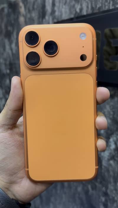 iPhone 17 pro Max Factory Unlock