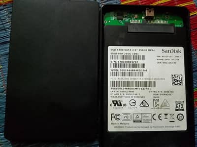 256 Gb SSD portable