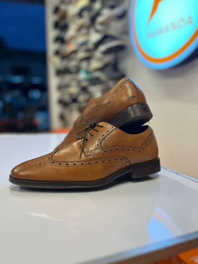 O motion leather shoes original