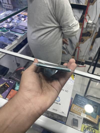 Tecno camon 40 10 mounth warranty left